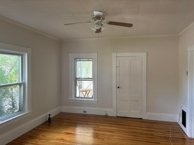 Building Photo - 67 Boynton St