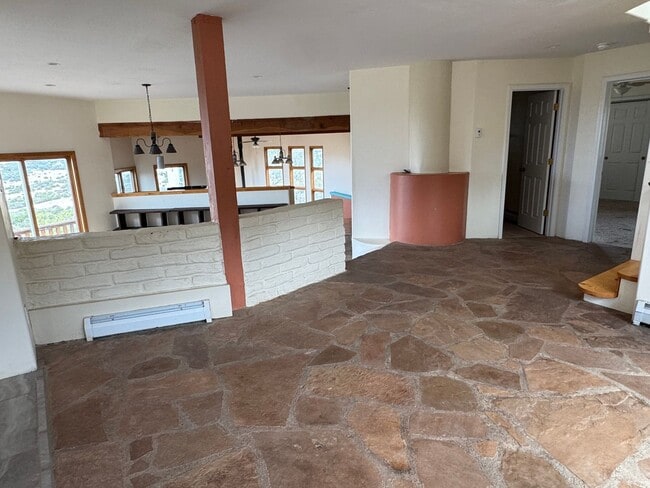 Building Photo - 3 Bedroom, 3 Bathroom Home in Edgewood