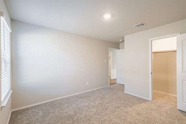 Building Photo - 14668 Blackbrush Mnr
