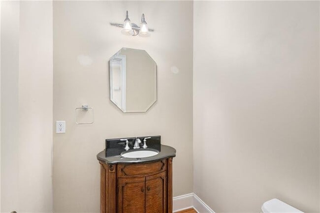 Building Photo - 1420 Briarhaven Trail