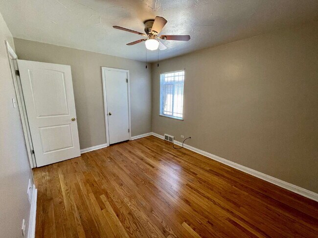Building Photo - 3 Bed 1 Bath Ranch in North Park Hill! (Available Immediately)