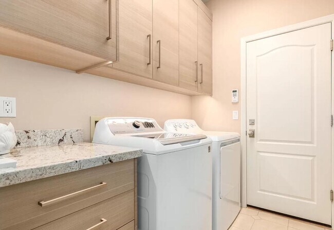 Building Photo - 11591 E Desert Willow Dr