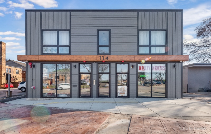 Building Photo - 114 W Green St