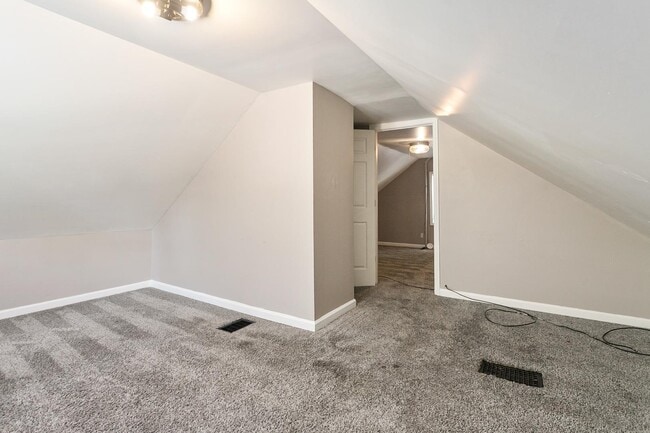 Building Photo - 5147 N 55th St