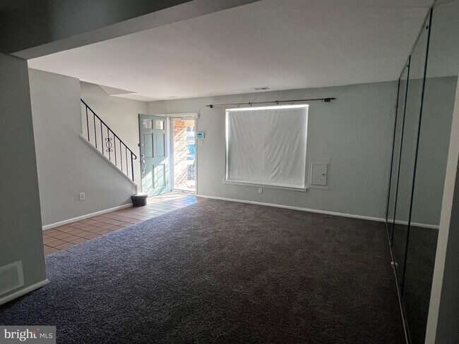 Building Photo - 1756 Hybrid Pl