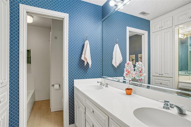 Building Photo - 4008 Barnes Bridge Rd