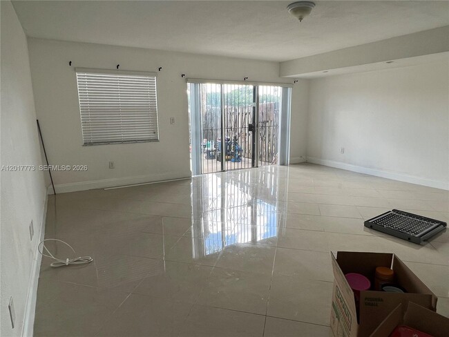 Building Photo - 7106 NW 169th St