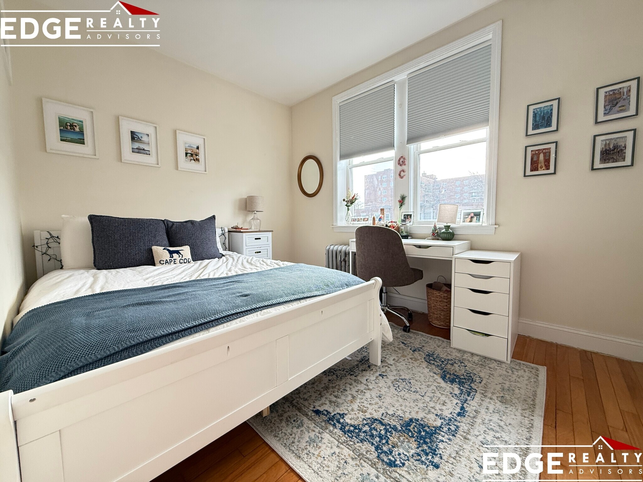 Building Photo - 72 Egmont St