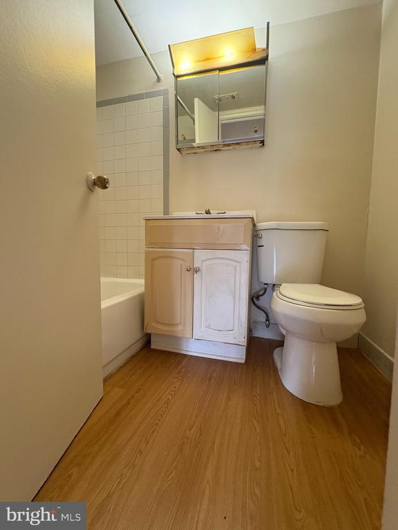 Building Photo - 11384 Cherry Hill Rd