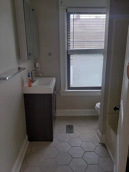 Bathroom - 303 E 21st St