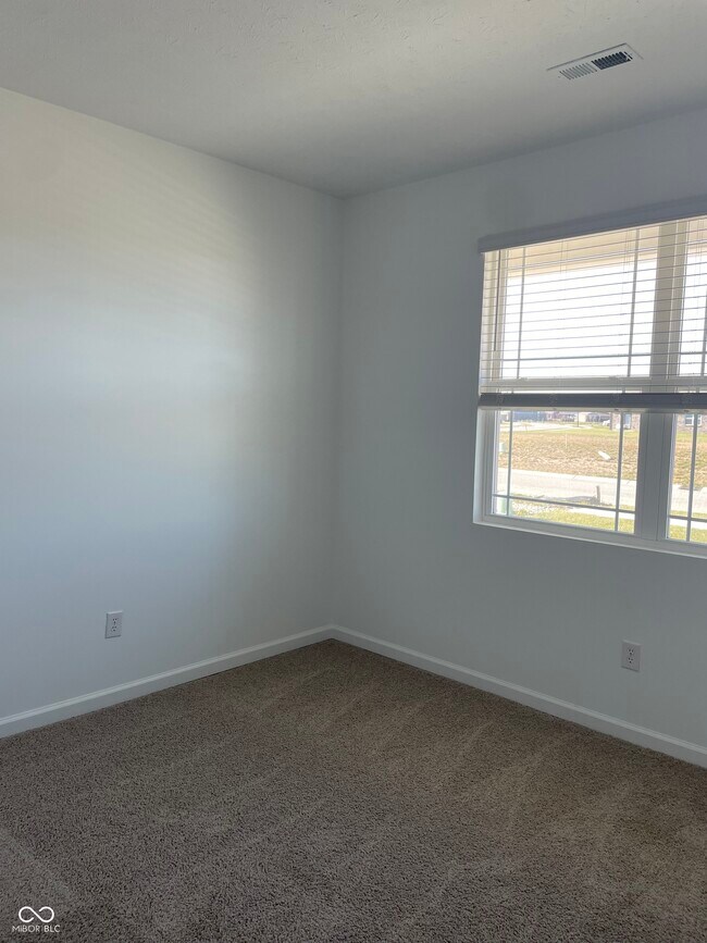 Building Photo - 61 Wilkins St