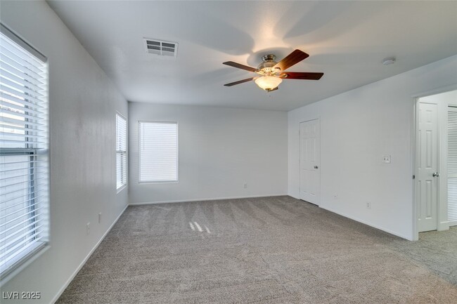 Building Photo - 11924 Lemon Balm St