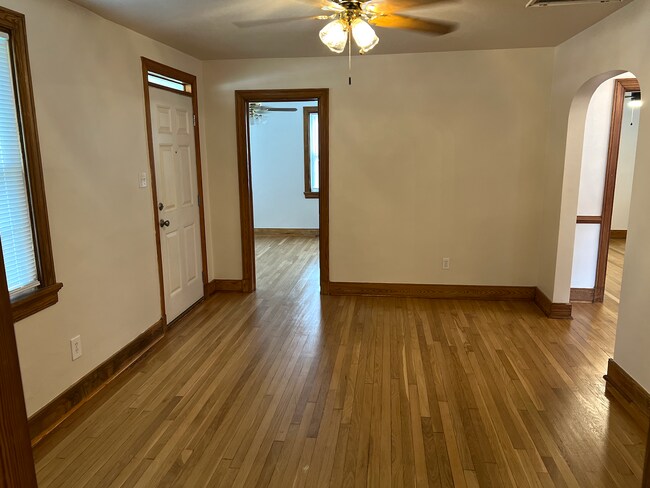 living room - 108 E Union St