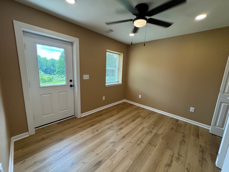 Building Photo - 5026 Young Rd