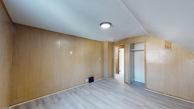 Building Photo - Slavic Village - 4 Bedroom - Single Family Home