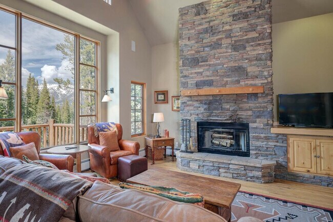 Building Photo - 12 Lower Mountain Home Road