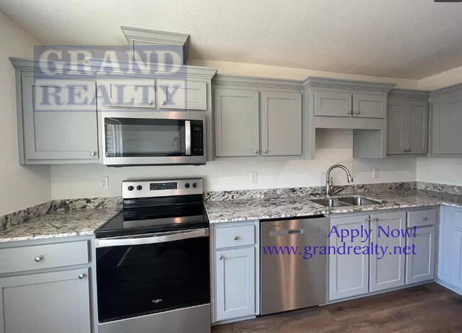 Building Photo - Brand New 2 Bedroom, 2 Bathroom Rental in ...