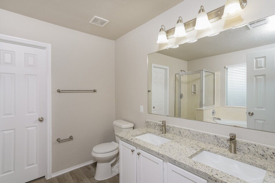 Building Photo - 811 Rodeo Ranch