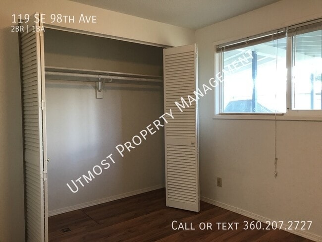 Building Photo - 119 SE 98th Ave