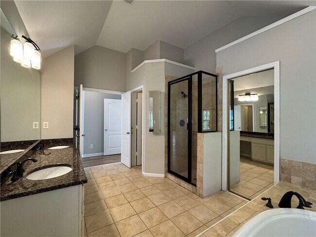 Building Photo - 7280 Devonhall Way