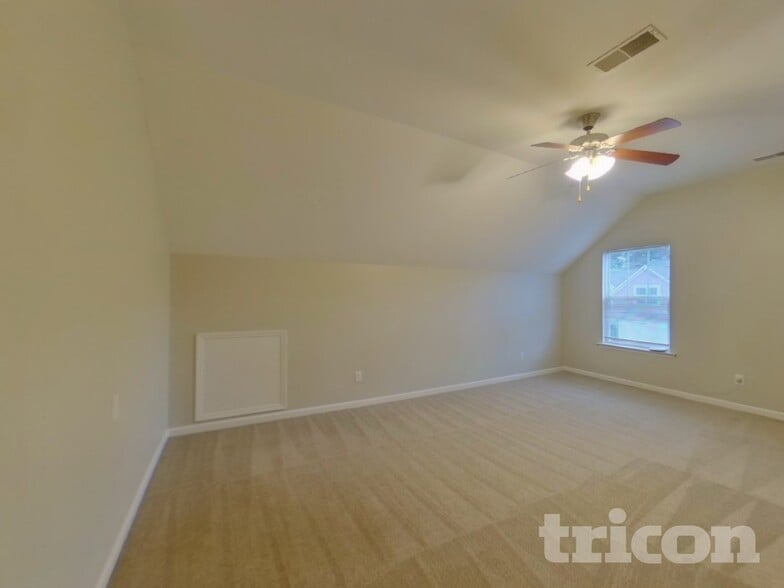 Building Photo - 1444 Bern Dr