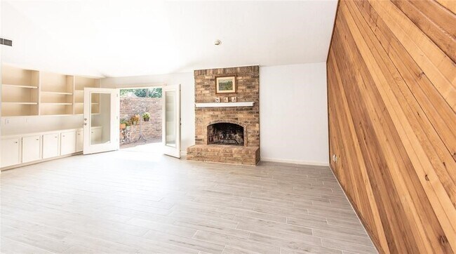 Building Photo - 1518 Durfey Ln