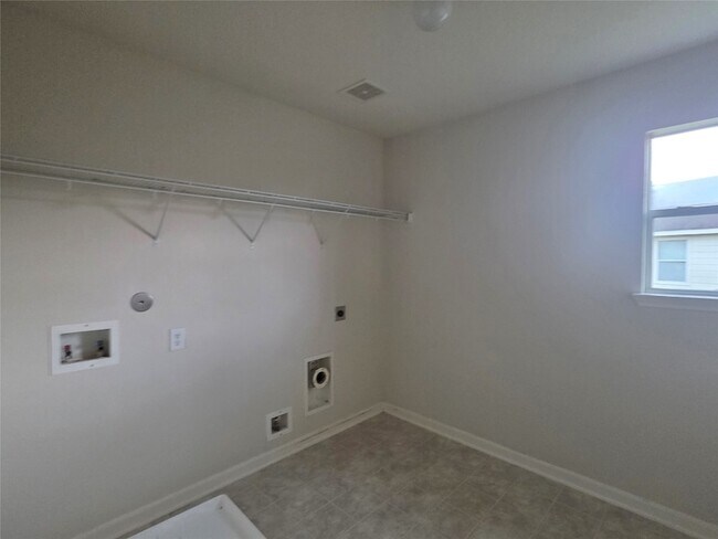Building Photo - 15515 Bartlett Pear Ct