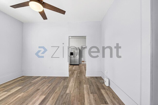 Building Photo - 309 Park St