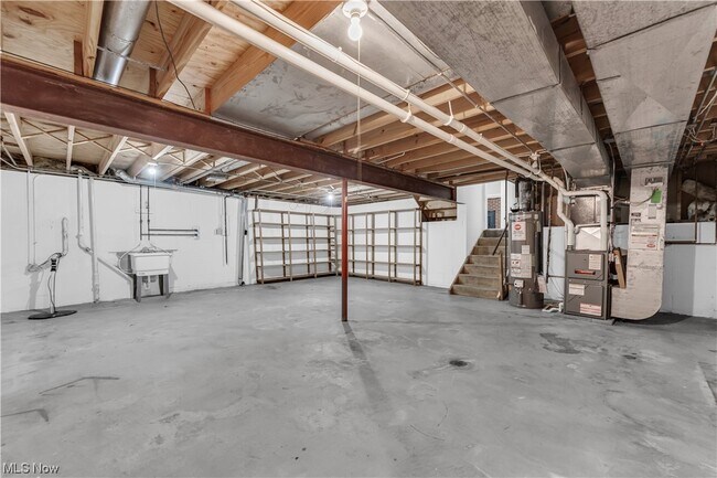 Building Photo - 17575 Howe Rd