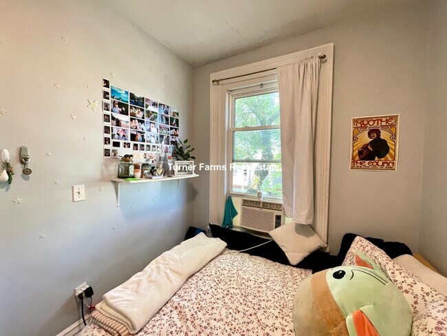 Building Photo - 220 Prospect St