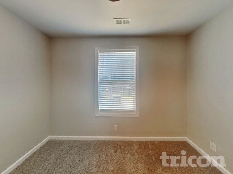Building Photo - 1195 Belvoir Ln