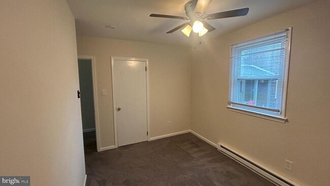 Building Photo - 1022 Fox Chase Rd