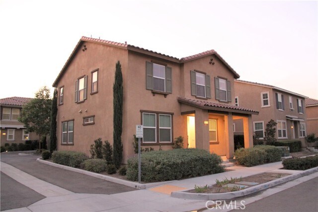 Building Photo - 6105 Rosewood Way