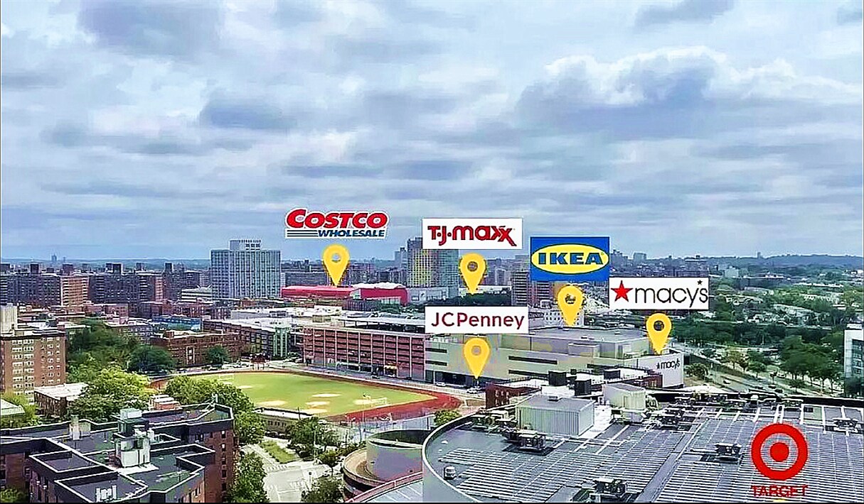 Building Photo - 6070 Woodhaven Blvd