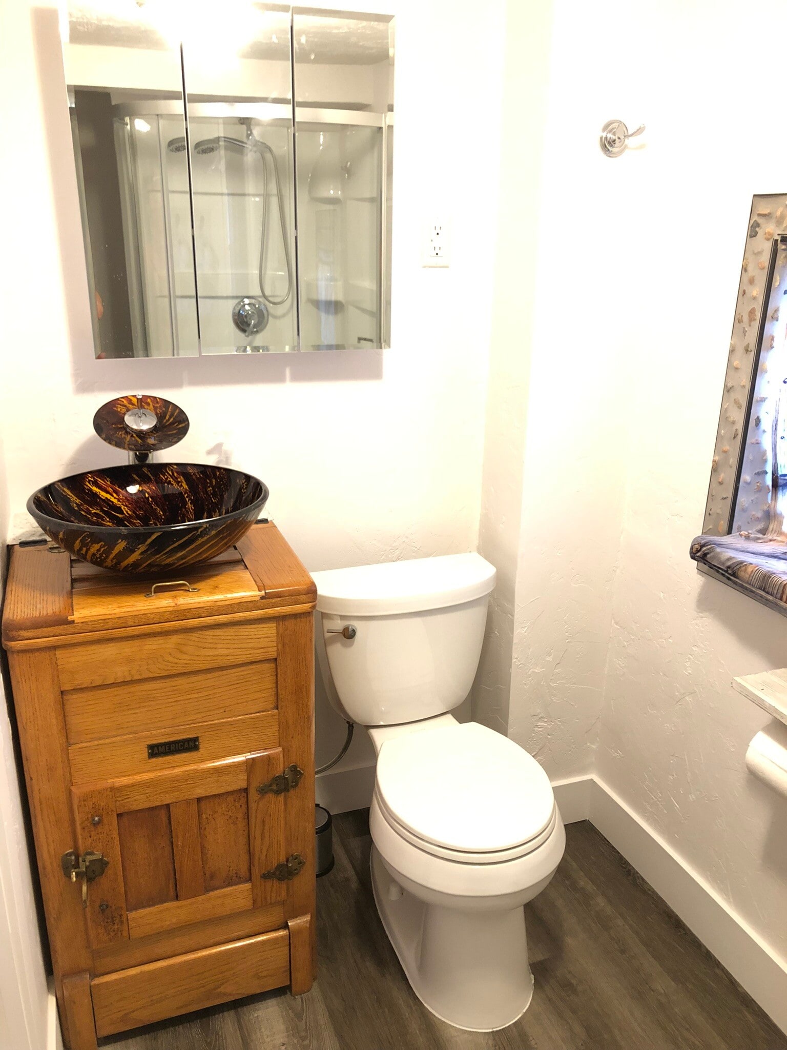 Building Photo - 507 Douglas St