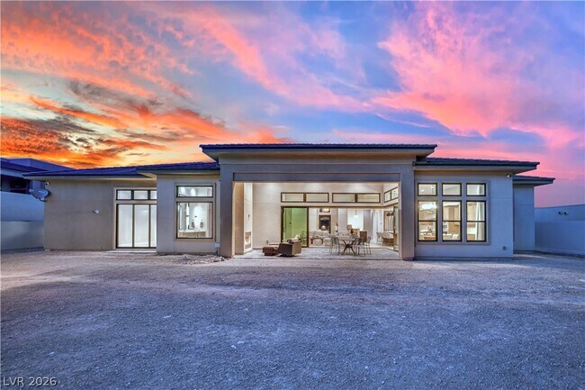 Building Photo - 10973 Horizon Ledge Ave