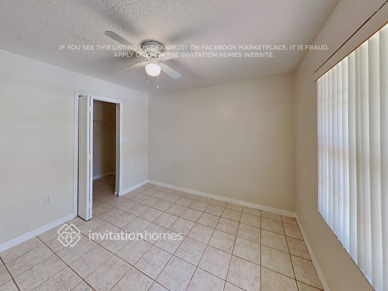 Building Photo - 957 NW 128th Pl