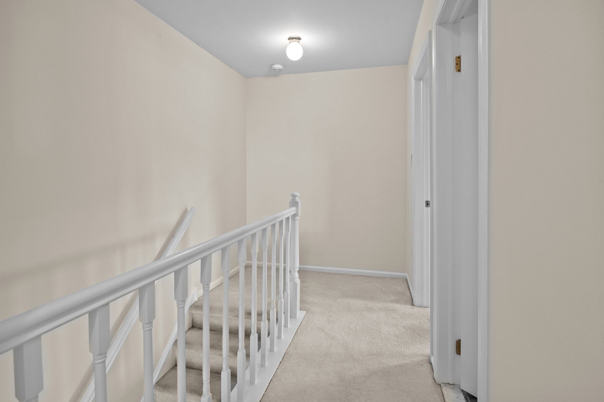 Upstairs Hallway - 51 Portsmouth Ct
