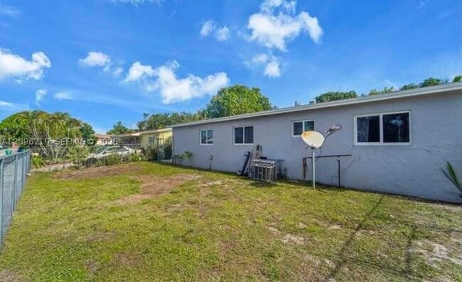 Building Photo - 3497 NW 191st St
