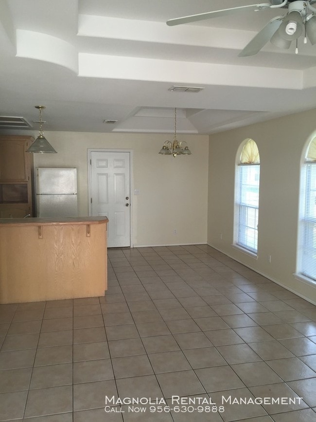 Apartment for Rent near UTRGV 2515 Salvatierra Ave Edinburg TX 78541