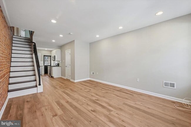 Building Photo - 1739 Pierce St