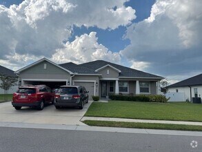 Building Photo - Like new, 2023 construction, four bedroom,...