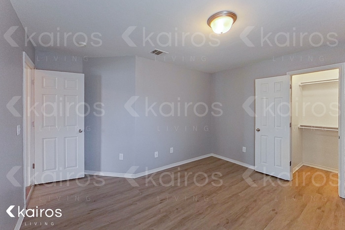 Building Photo - 2413 Beaver Bend Ln