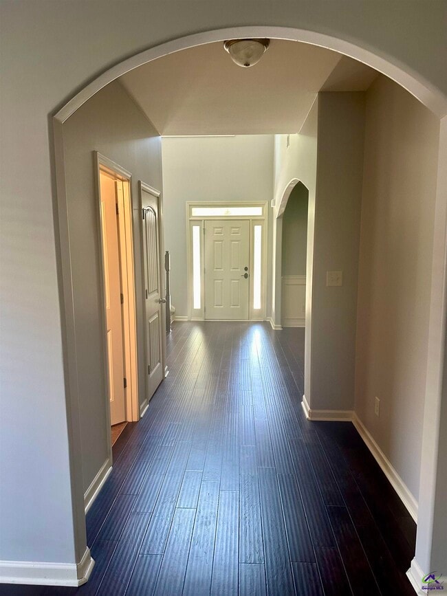 Building Photo - 121 Hawks Tail Dr