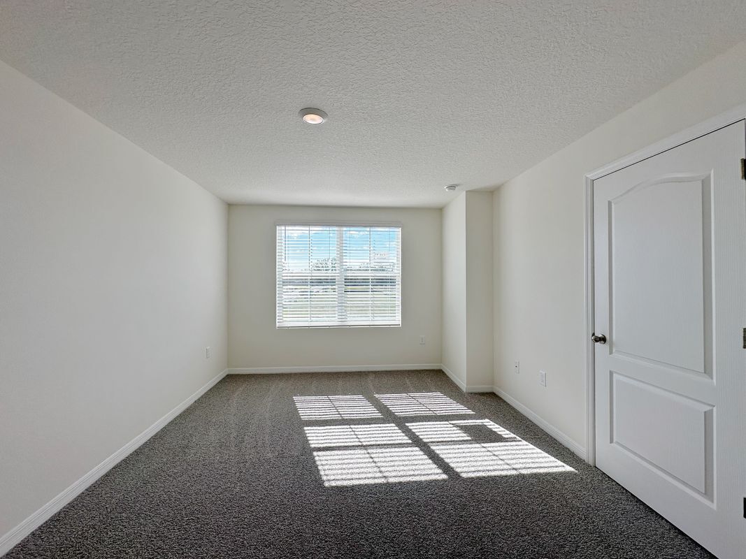Building Photo - 672 Moscato Dr