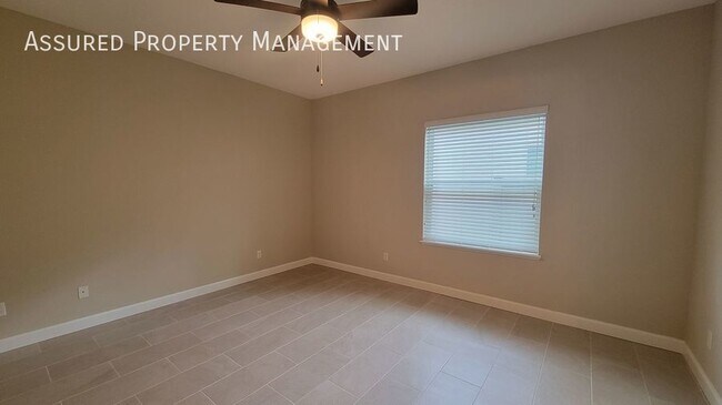Building Photo - 3012 Carley Estates Ct