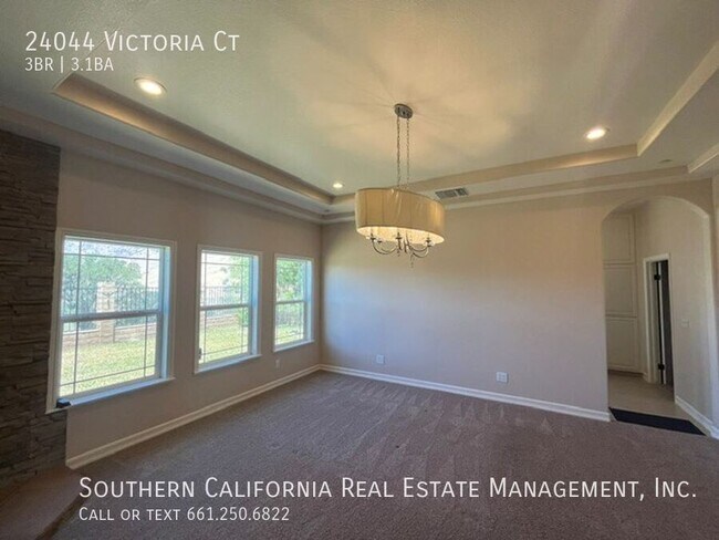 Building Photo - 24044 Victoria Ct