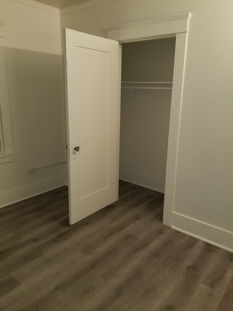 Building Photo - 1116 Magnolia Ave