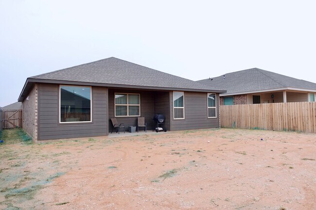 Building Photo - 6402 Globe Life Ct