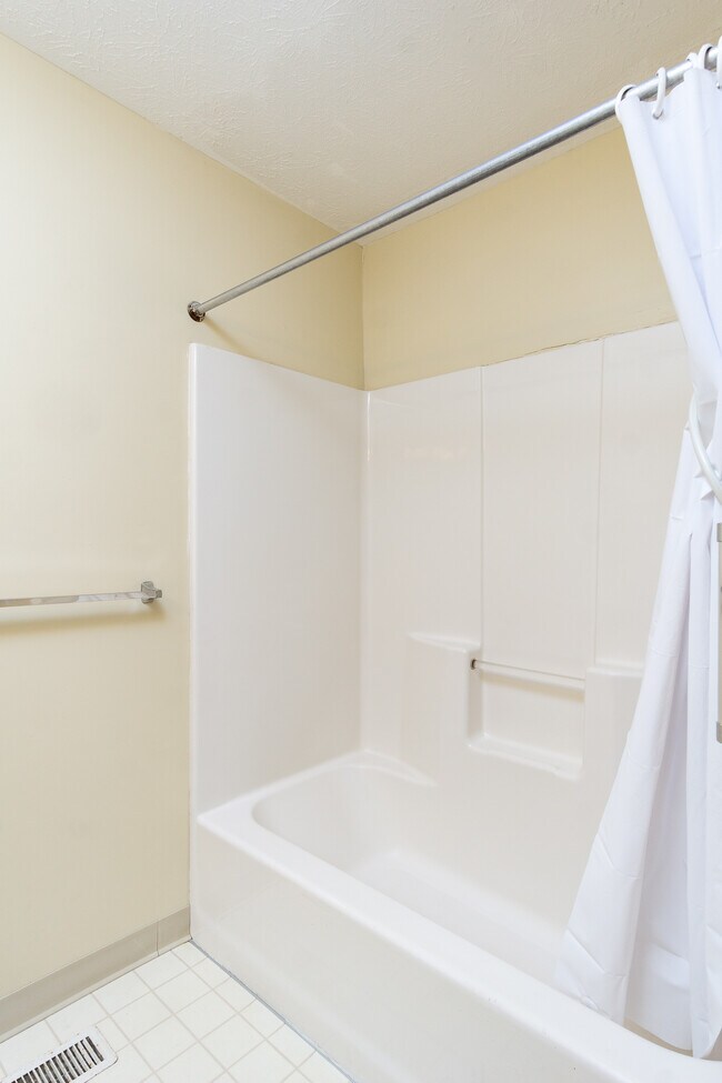 2390 Wrens Dr S 2390 Wrens Dr S Stow OH 44224 Apartment Finder